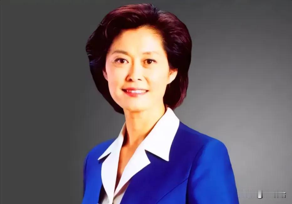 敬一丹是央视著名主持人，2015年，60岁的敬一丹正式退休。她主持风格温和理性、