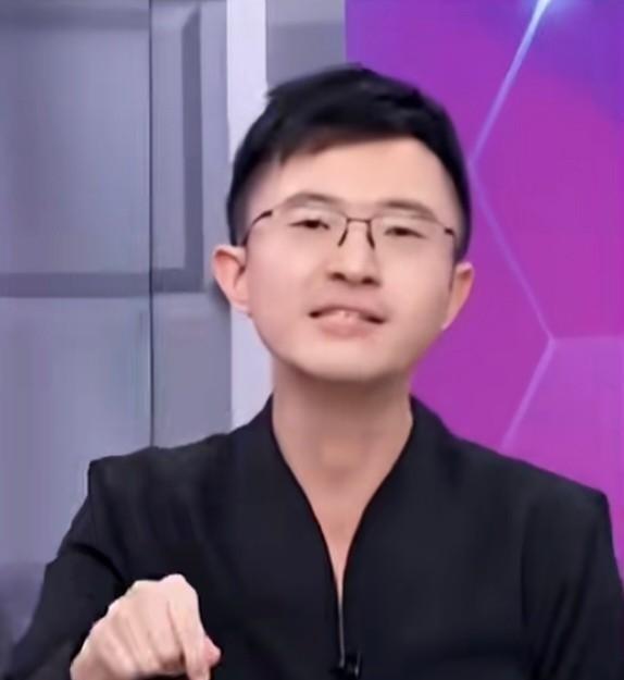 新党籍台北市议员侯汉廷：大陆海警船到台湾省东部经济海域巡逻名正言顺，如果接下来大