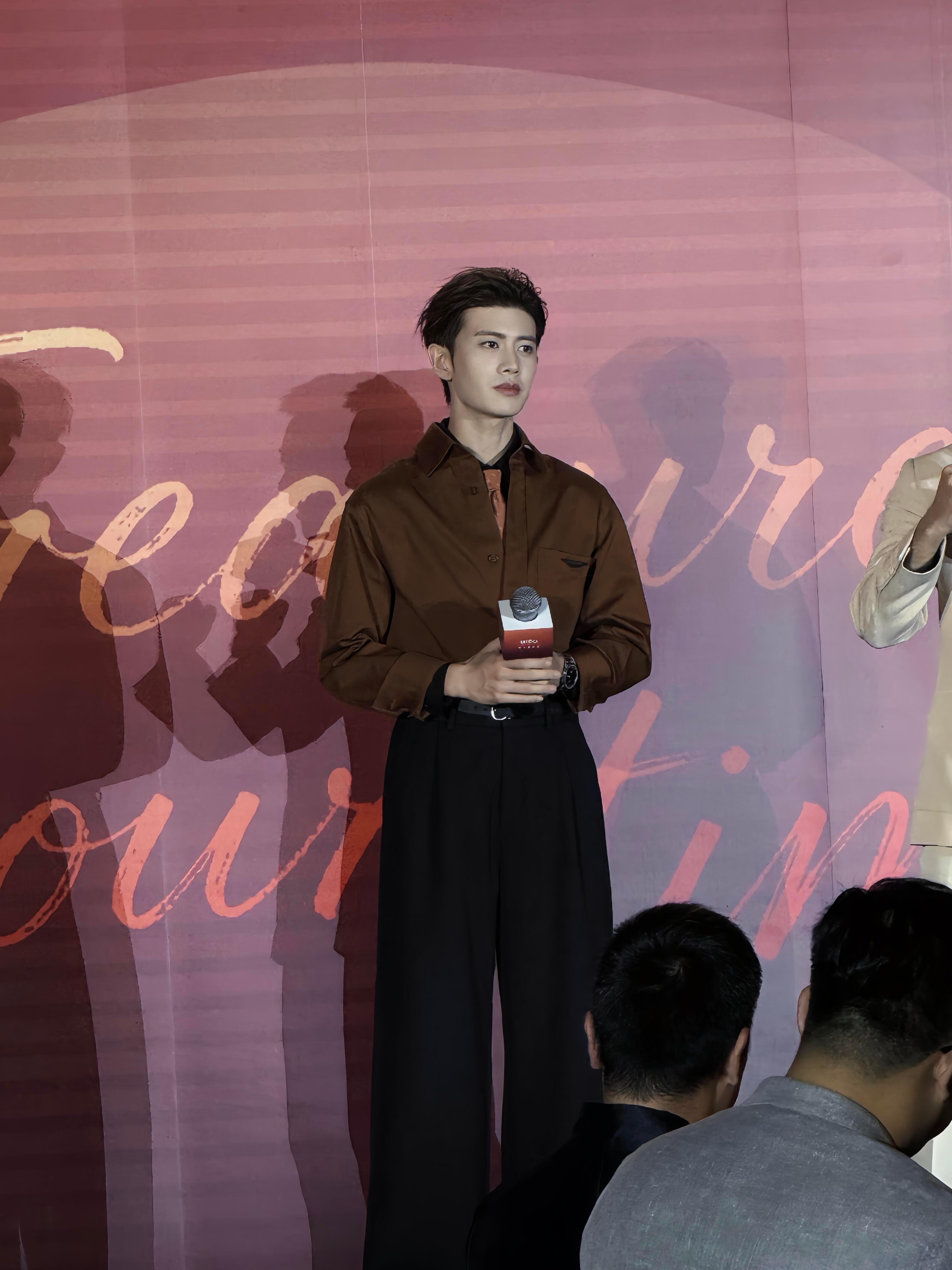 天生是我老公一辈子都是我老公！！！任嘉伦