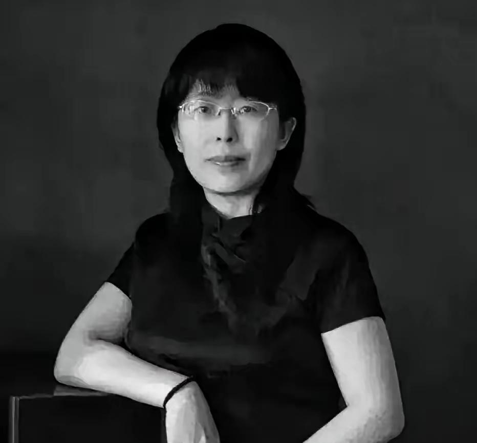马紫薇老师去世了！
 
可能很多人都不认识她，她教了34年书，一直在保定学院，从