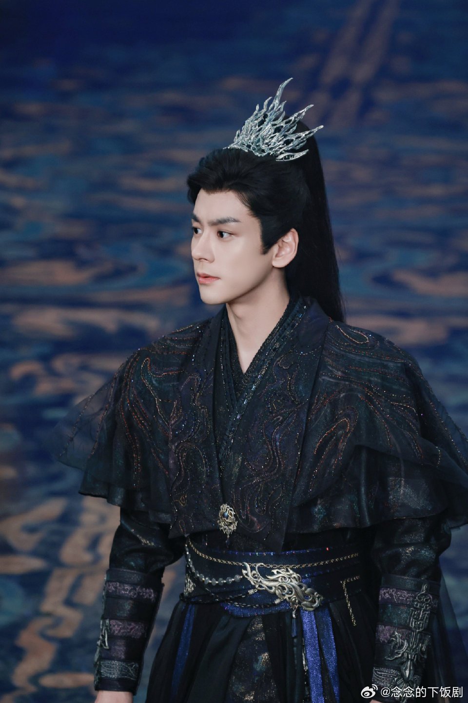 迪丽热巴魏哲鸣女总裁男特助贺思慕晏柯女总裁和男特助贺思慕晏柯双向奔赴太好磕了，专