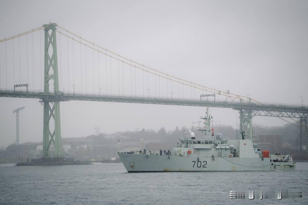 🇨🇦加拿大海军扫雷舰“纳奈莫”号（MM-702）于2025年10月6日至11