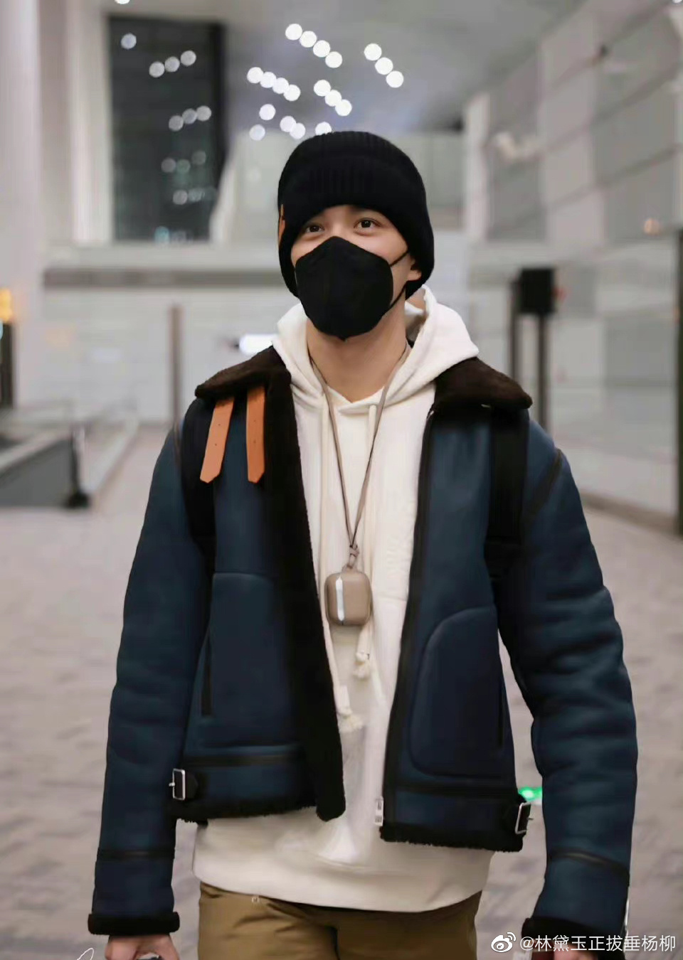滑雪圈颤抖吧吴磊要加入了吴磊已经不满足于骑行了吴磊又要解锁新的户外运动了，骑行已