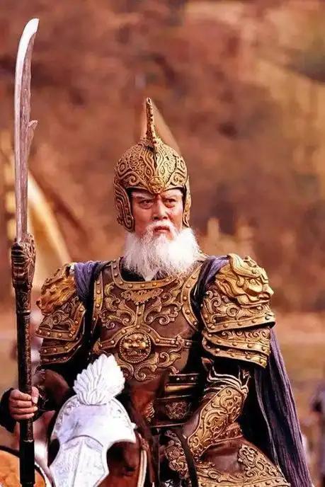 黄忠封侯关羽羞恼，诸葛亮感同身受：这是刘备集团盛衰的转折点

王翦作为秦国兼并六