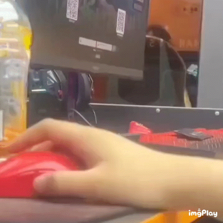 这是咋了有木有人知道？ 