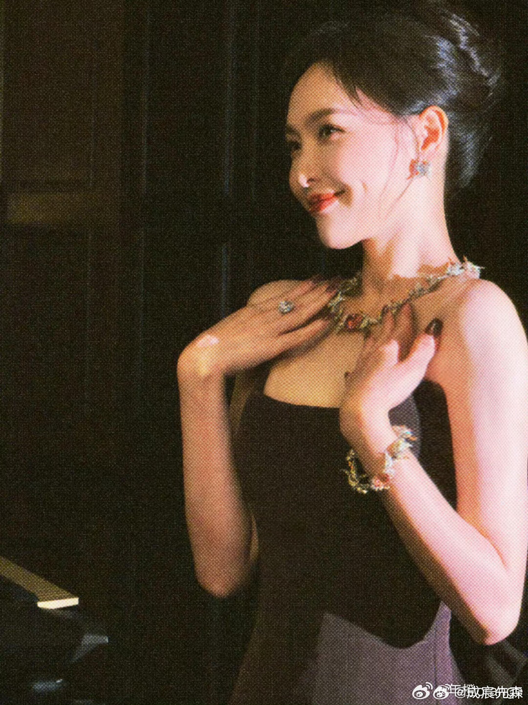 唐嫣 高珠美人高珠美人Tiffany与蒂芙尼的完美相遇就是最完美的[比耶][比耶