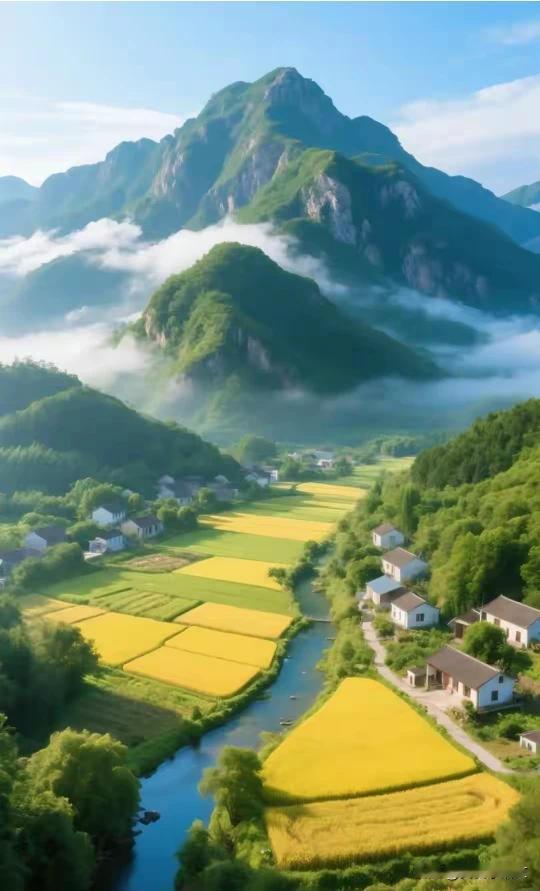 反复思索都难以描摹山水田园的悠然气韵，特此邀约全网楹联高手提笔续对，共赏乡野风光