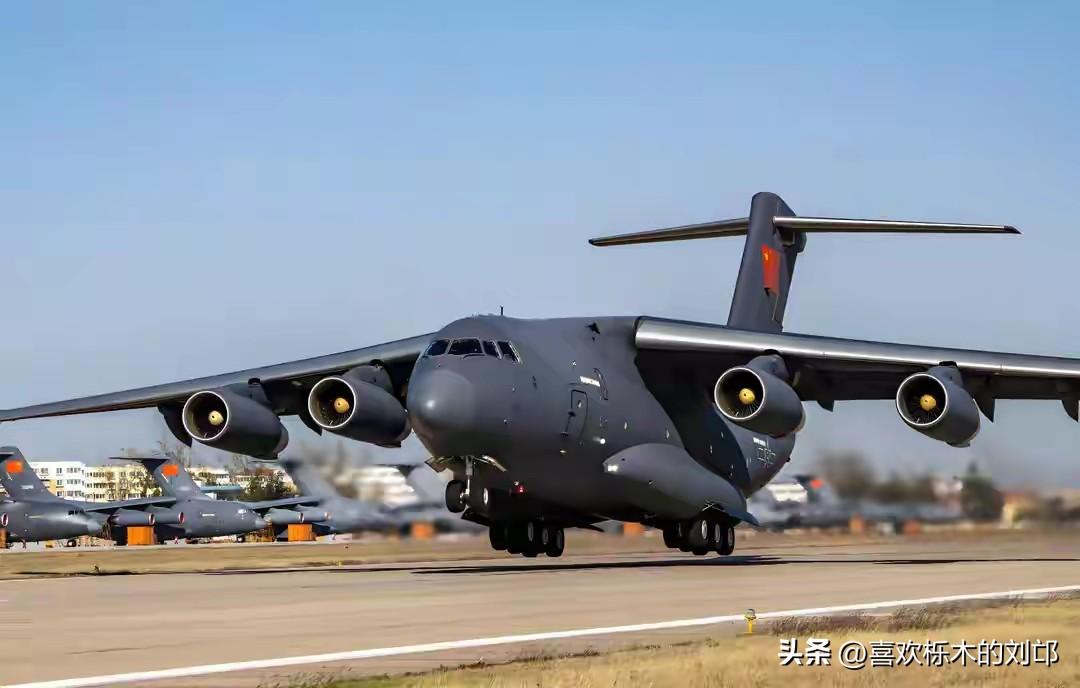 马杜罗求援中俄
不是慌了
是给特朗普下了盘“牵制棋”！
 
谁以为马杜罗向中俄求