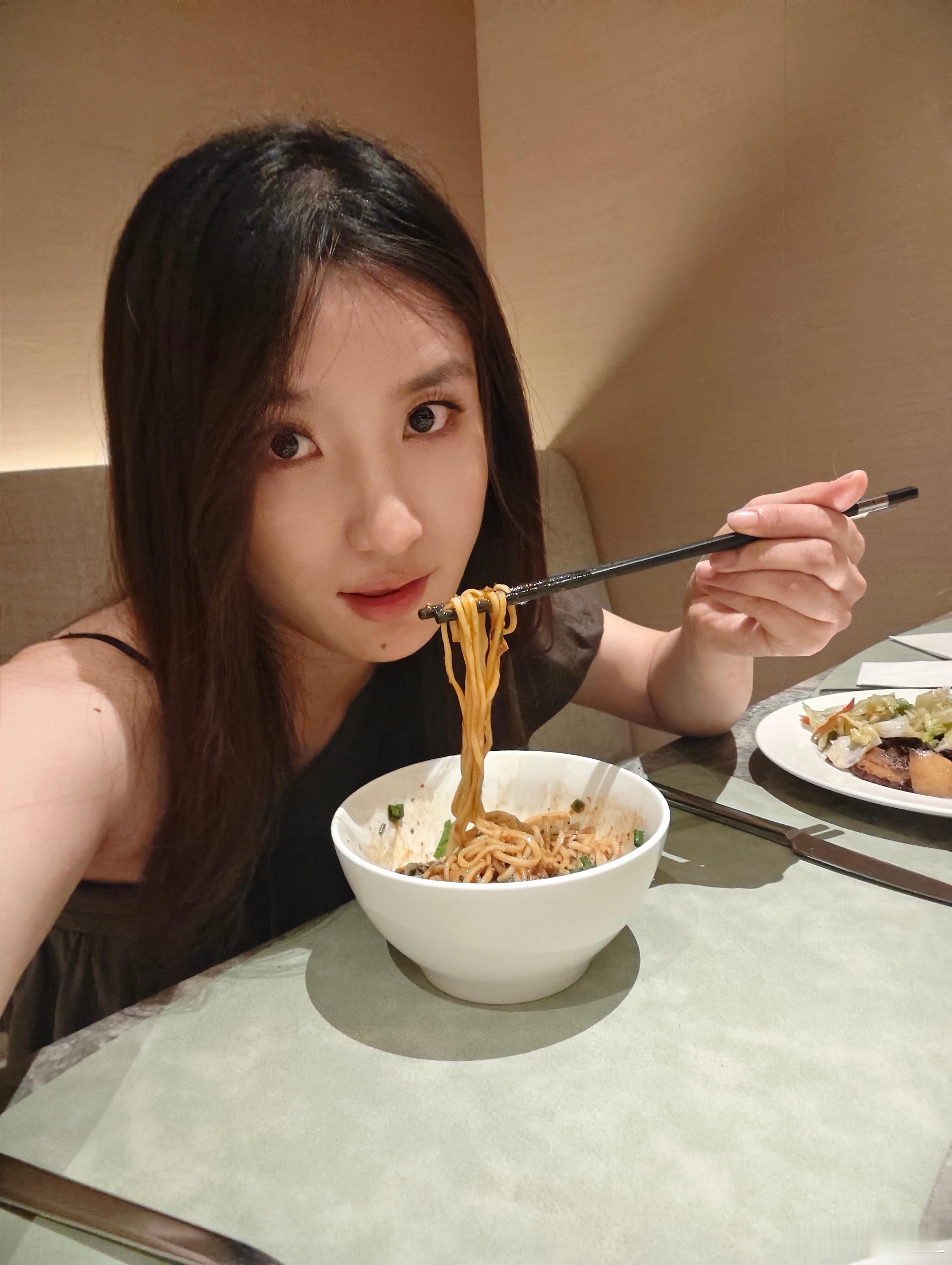 睡了一天终于酒醒了。