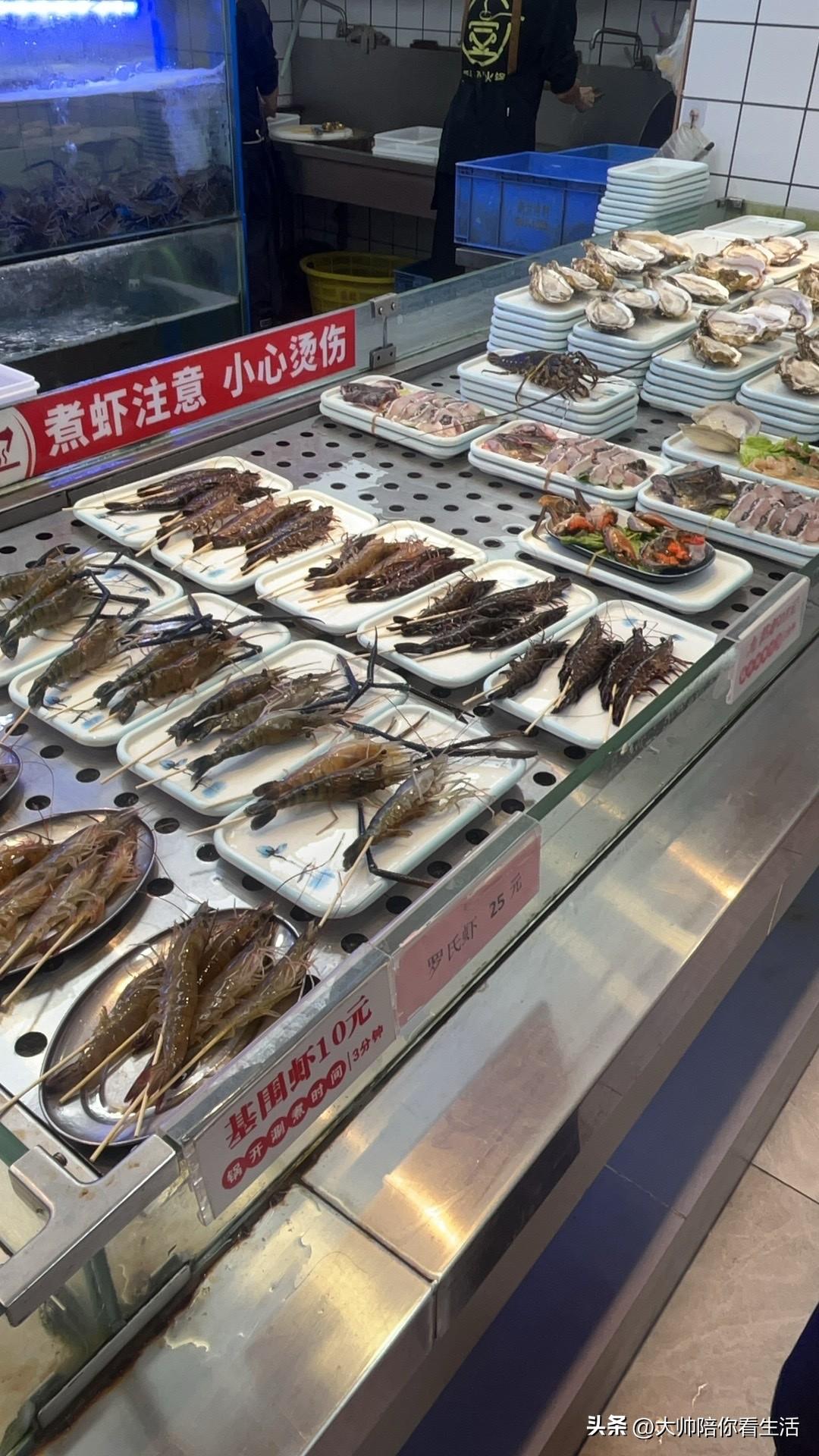 再难的路，走一步就少一步，天亮之前，你已经在靠近光了✨