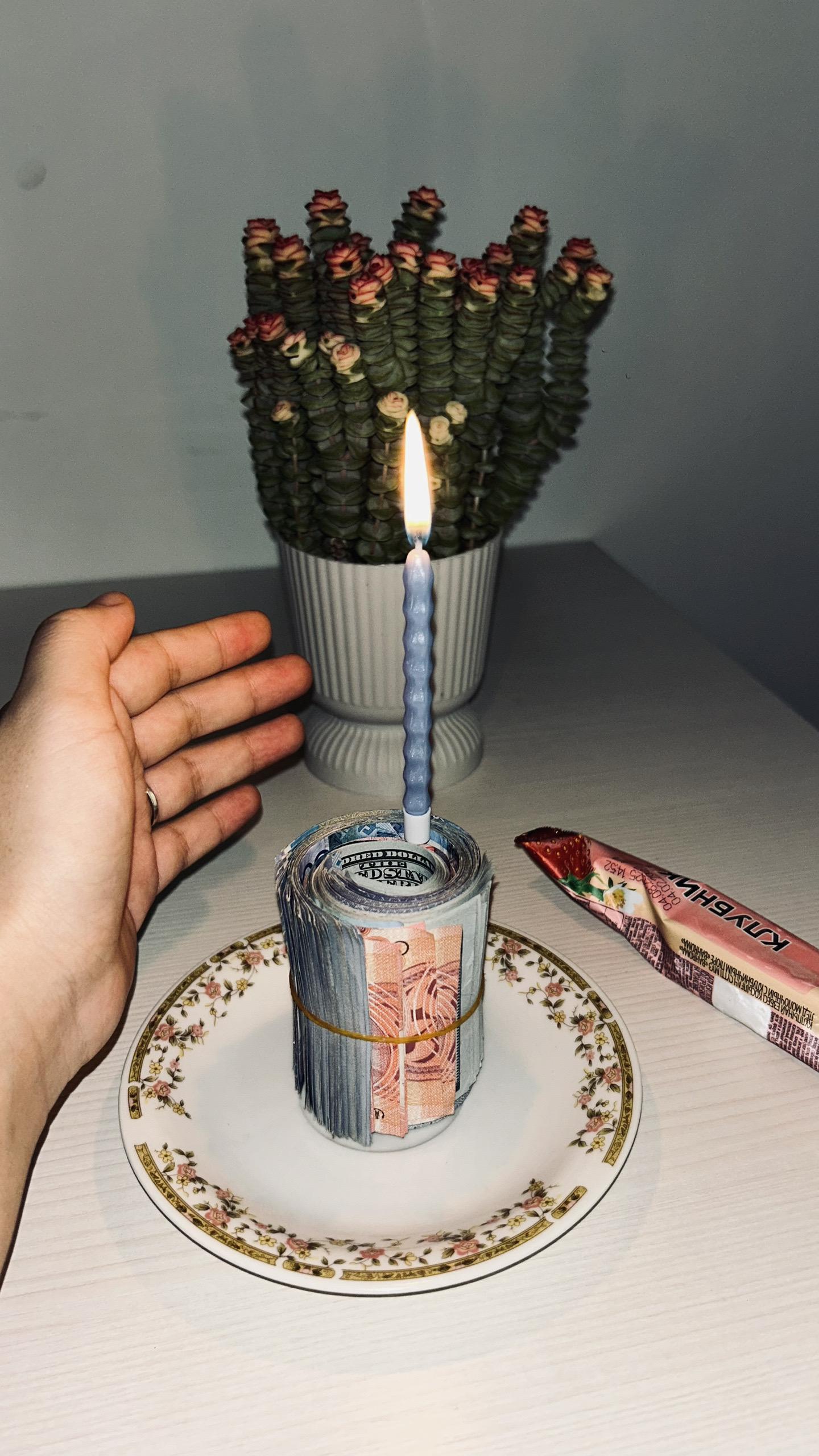 这个世界最愿意为我花钱的人是我自己！小小平安夜这个所有人都在热闹的日子...