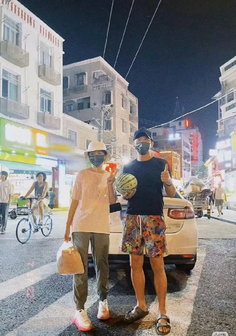 邓超说孙俪和他领完证哭了 听超哥回忆俪姐领证哭鼻子这段，莫名想哭！从当年紧张的新