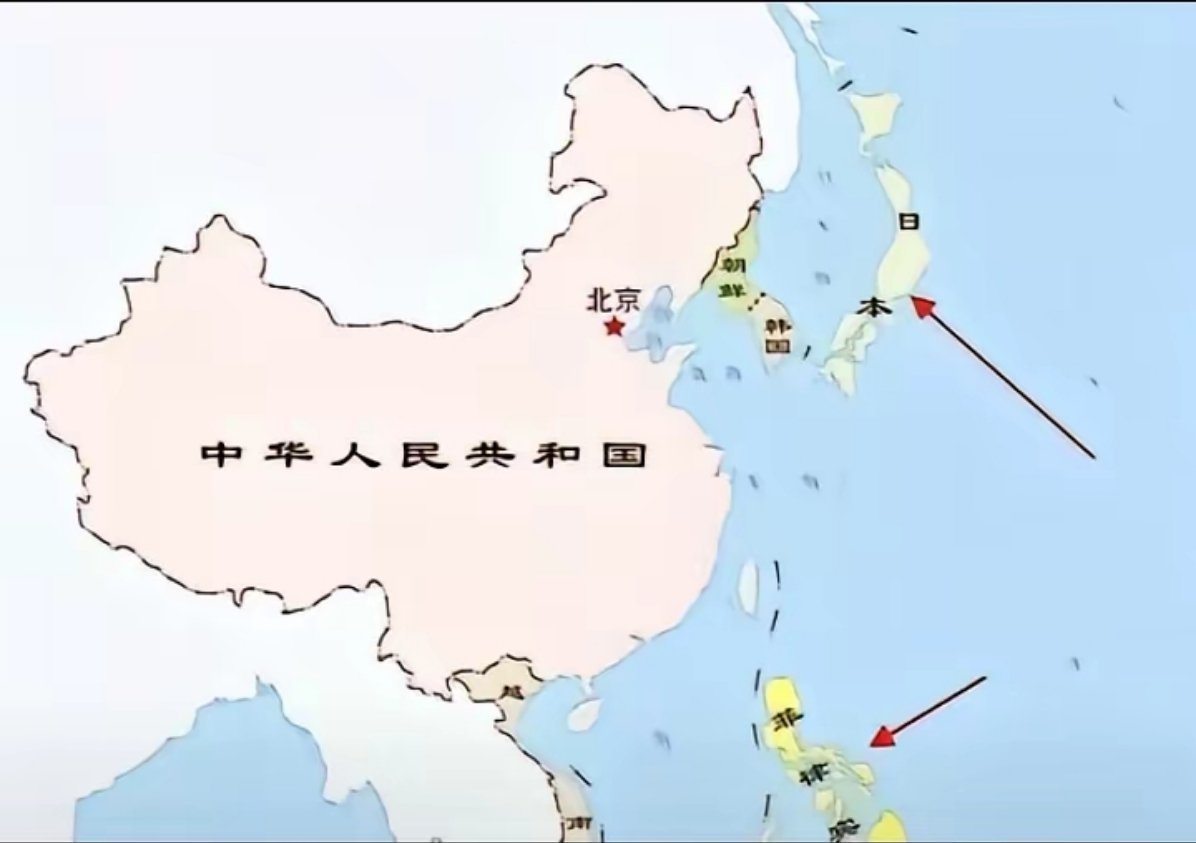 日本、菲律宾一北一南，被美国牵着脖子死死扼住东方大国的喉咙……够阴够狠 