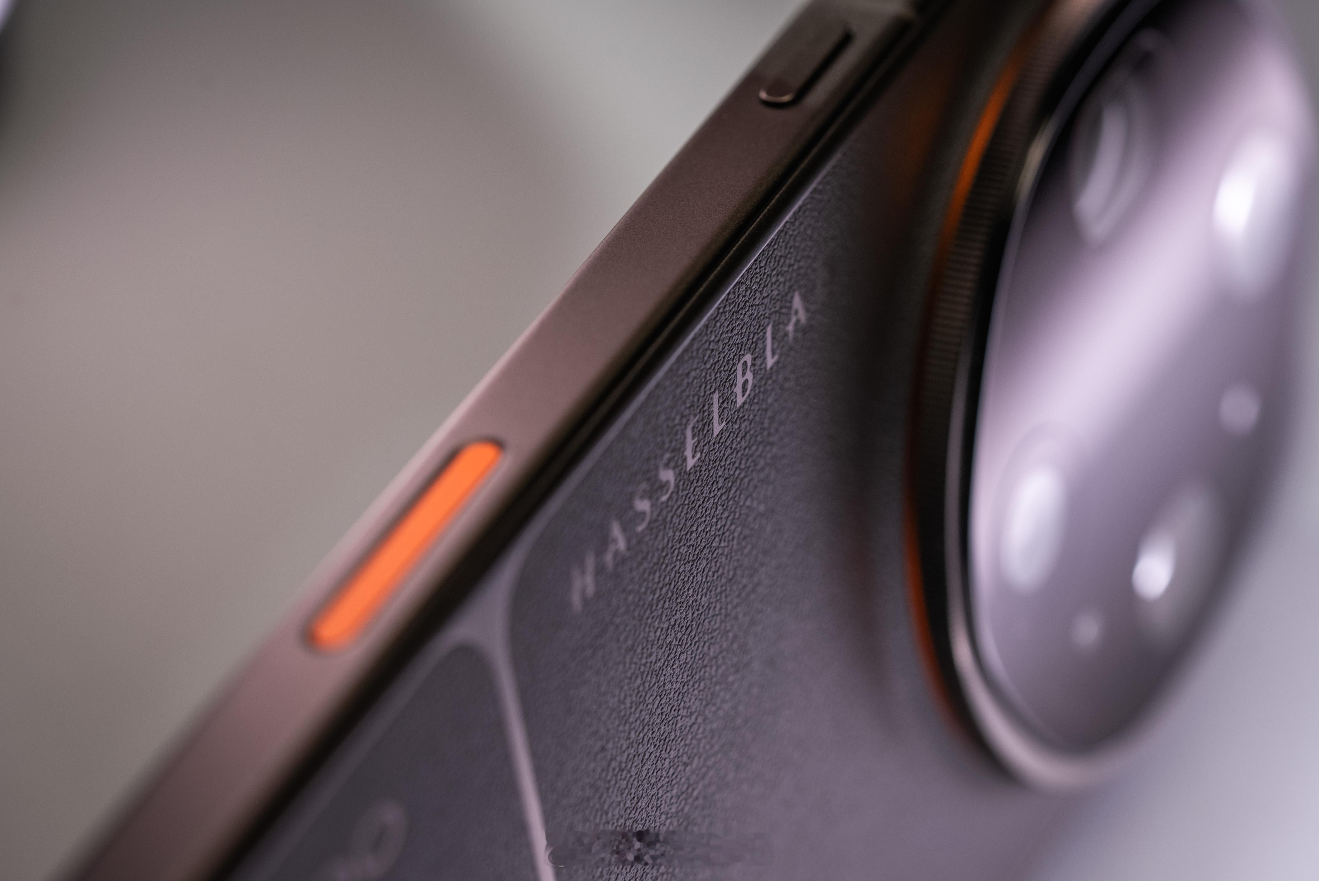 WHYLAB图赏OPPO Find X9 Ultra 真机上手，越来越有哈苏那味