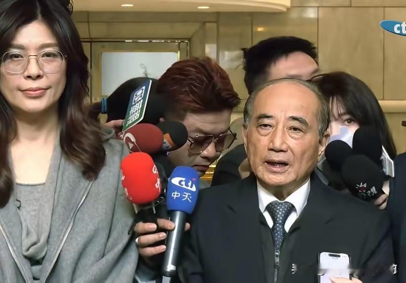 王金平放话了，说他要给国民党干三件大事：摆平朝野对立，推动两岸和平，让国民党重新