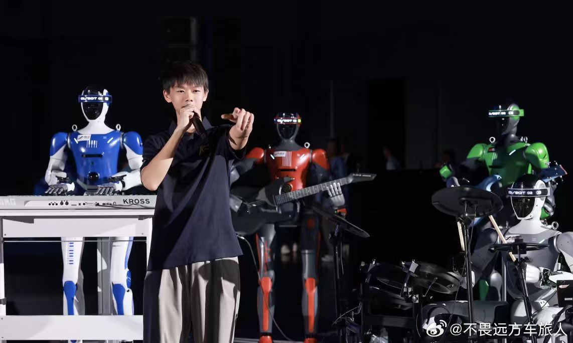 上海交大学霸在论坛玩起赛博说唱今年是商汤奖学金设立第十年，现场集结十九位获奖大学