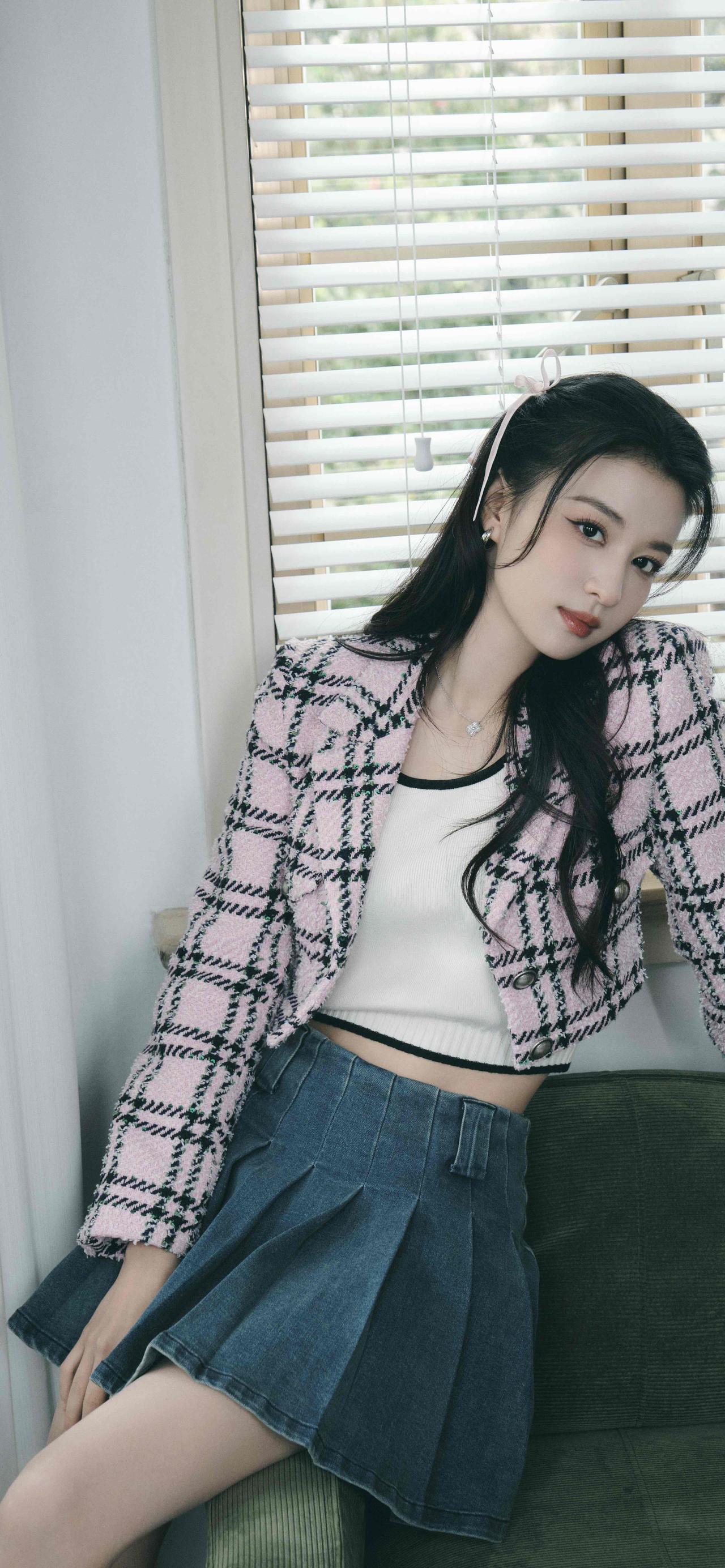 美女壁纸-第5720期-王楚然