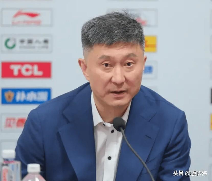 你认同吗？杜锋谈输球：

“还是老毛病。”

“赢一场比赛之后又不行了。”

“