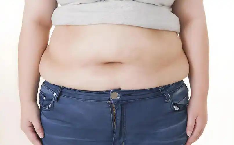 肥胖，如同一个隐匿的“健康杀手”，会大幅增加多种疾病的发生风险，波及代谢、心血管