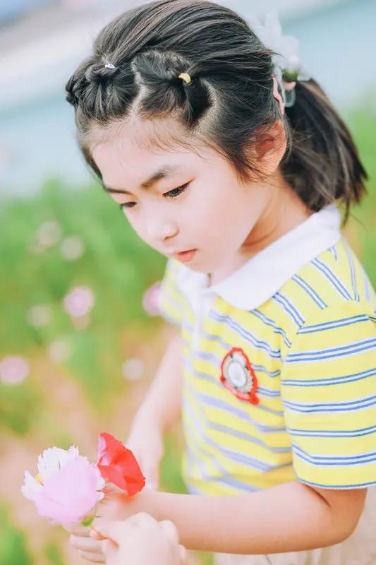 太痛心了，11岁抗癌博主“婷婷打怪兽”在11月2日凌晨5时许离世。她的堂婶赵女士