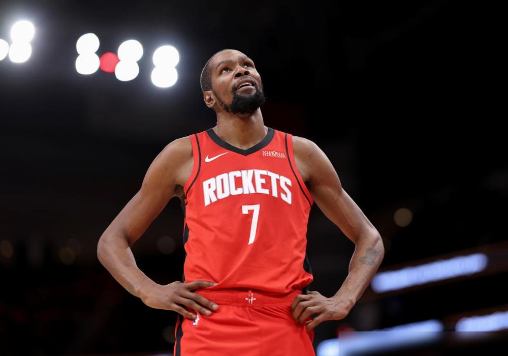 脸都不要了？三分球21中0，张嘴就要3000万年薪，火箭队要沸腾了。
 
你敢信