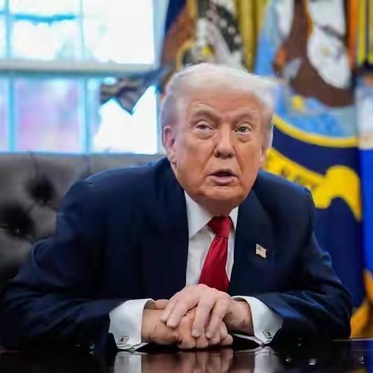 12月8号，特朗普在自己搞的“真实社交”平台发了条消息，他说“我们已经通知中方，