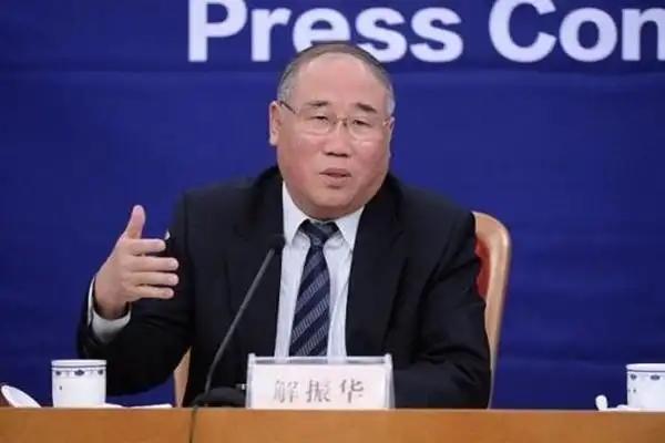 这次也一样，联合国举行的发布会，英媒提这样的请求，本身就是非常失礼的。这些人提要