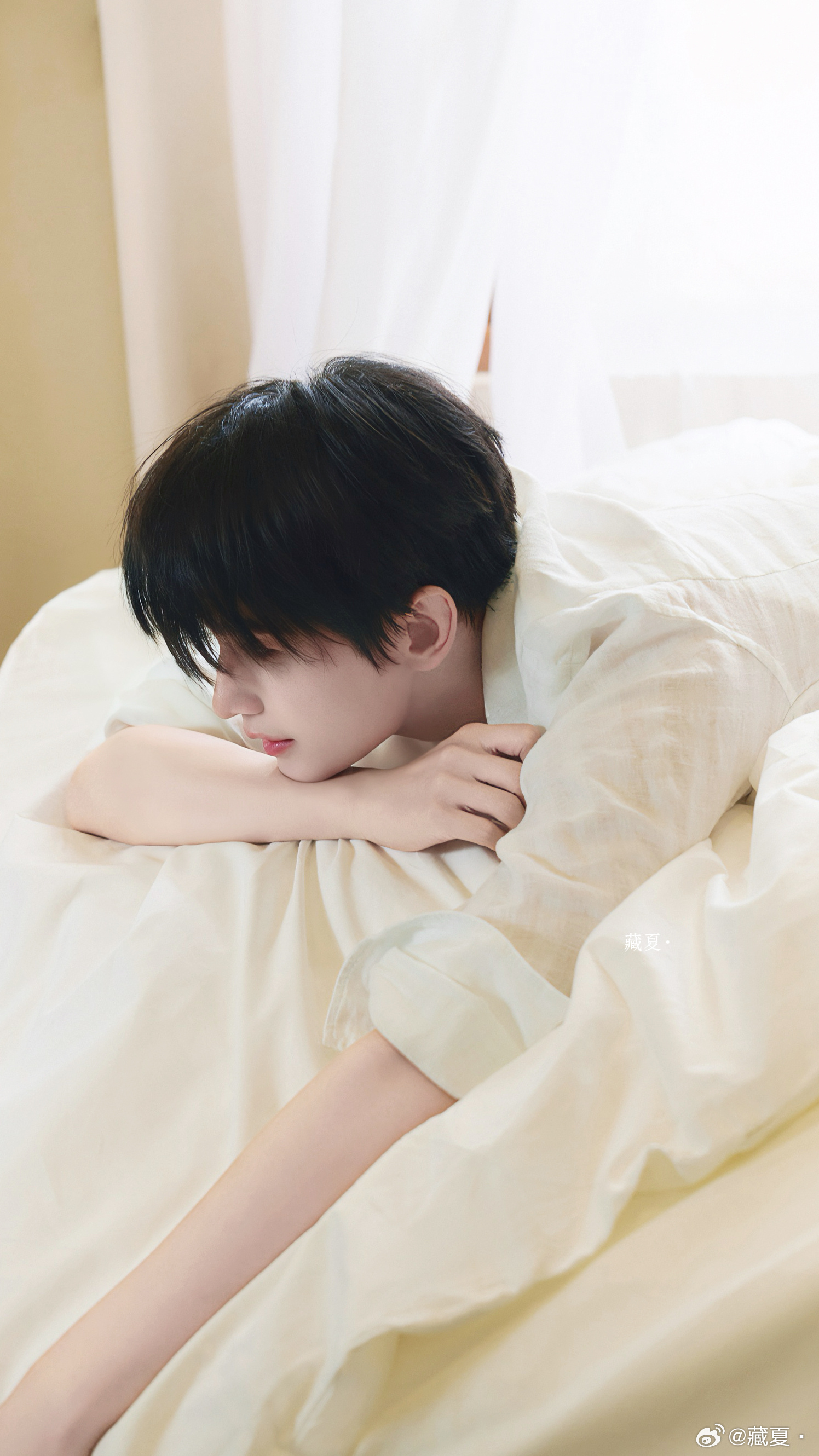 杨洋[超话]          仙品呀   简直仙品啊杨洋不用等太9聊天室 自修