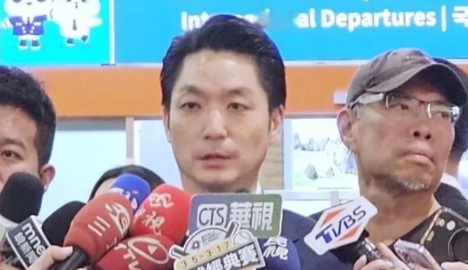 面对解放军的“正义使命”围台实弹军演，刚离开大陆的蒋万安表示：“任何造成区域冲突