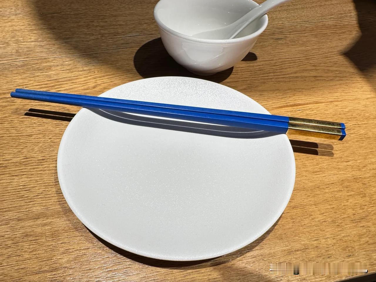 
小大董
我不懂它
它却很懂我[呲牙]