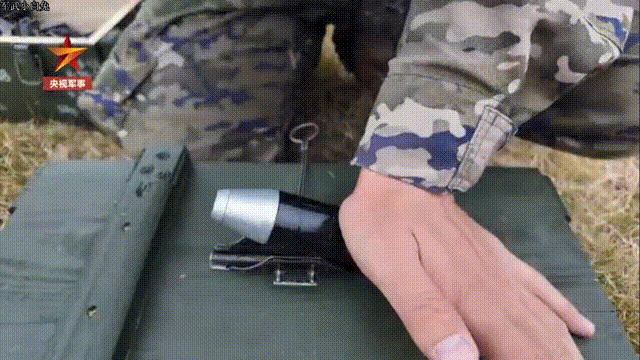 看QLZ04型35毫米自动榴弹发射器进入阵地射击全过程。发射DFP87-35杀伤