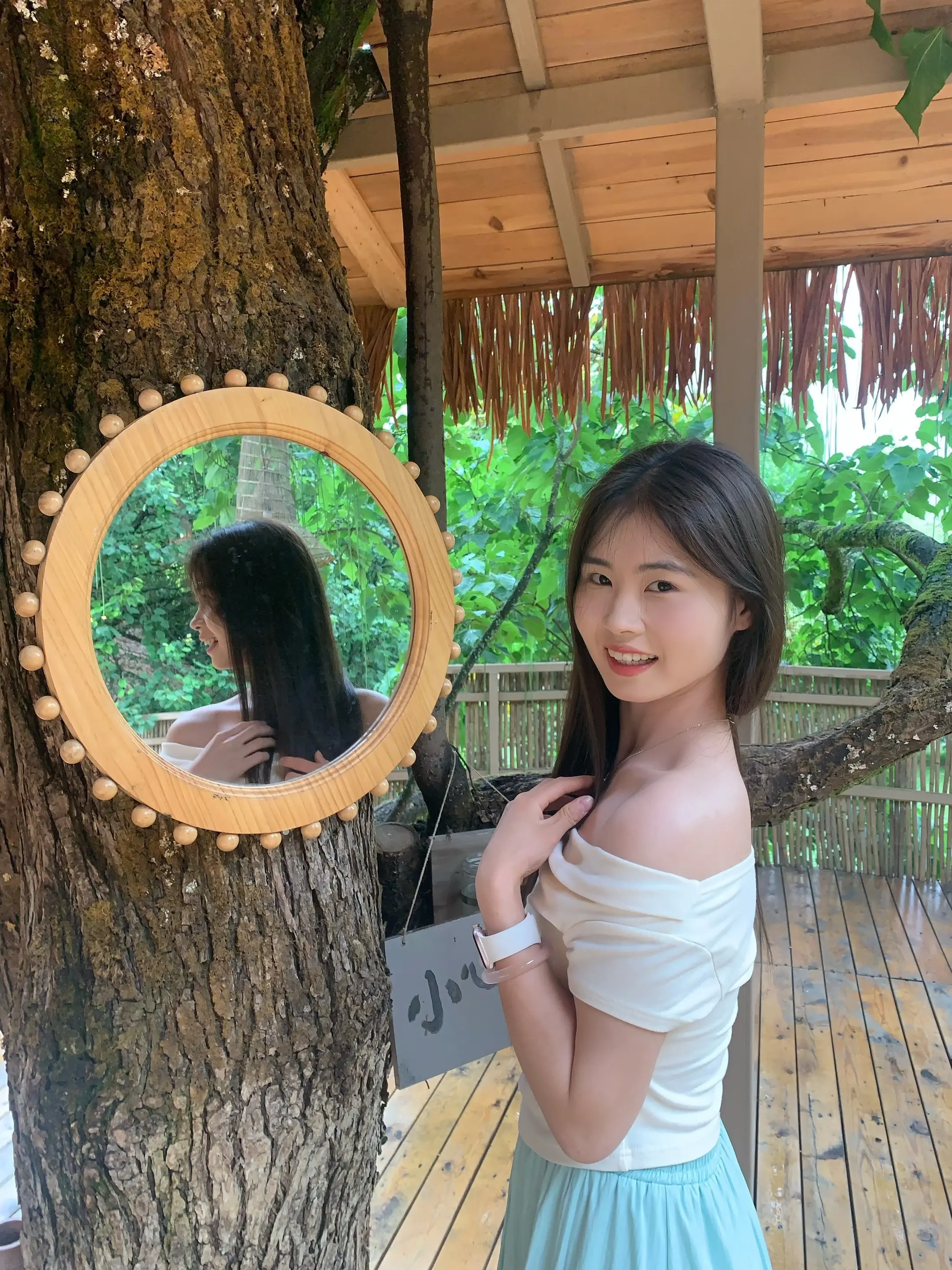 给所有男人提个醒，一个真正爱你的女人，不会大手大脚花你的钱，相反，她会...