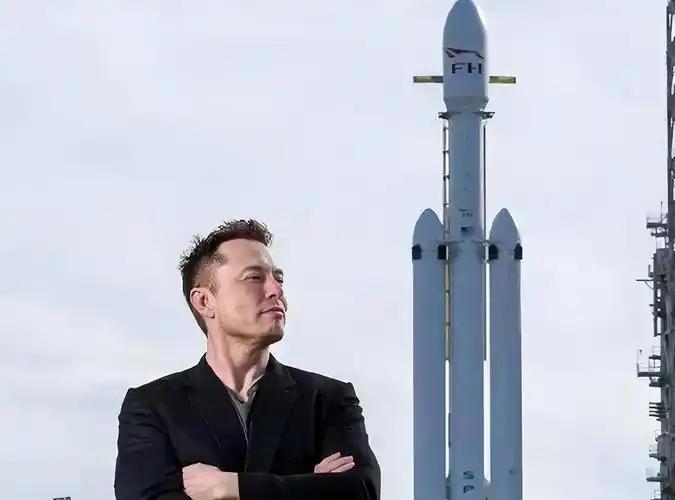 150万美元的“星链杀手”连炸三台，七个假目标成摆设，昂贵装备反成实战测试靶？