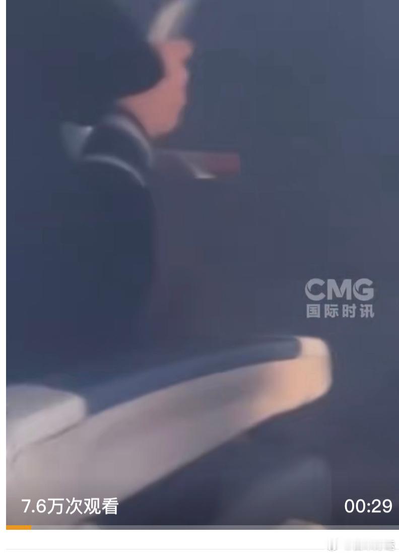 美国一波音客机飞行中机内冒烟 美国飞机出事的概率好大呀 