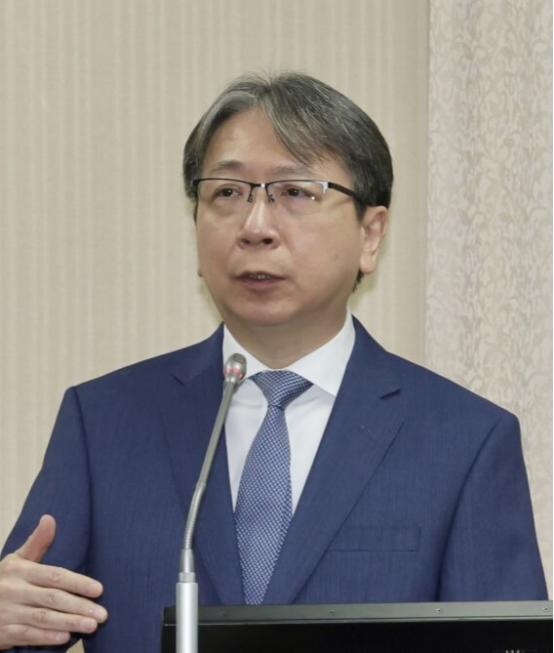 解放军下周发动“联合利剑-C”围台军演？台湾情报头子蔡明彦回应了！绿媒称，大陆2