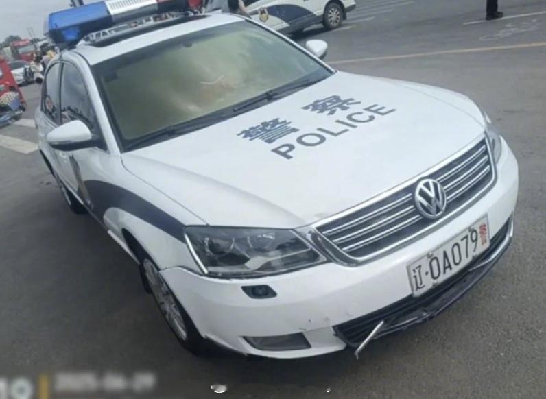沈阳一男子将私家车改装为警车 你要说他不懂法我不信，胆子是真够大的！ ​​​