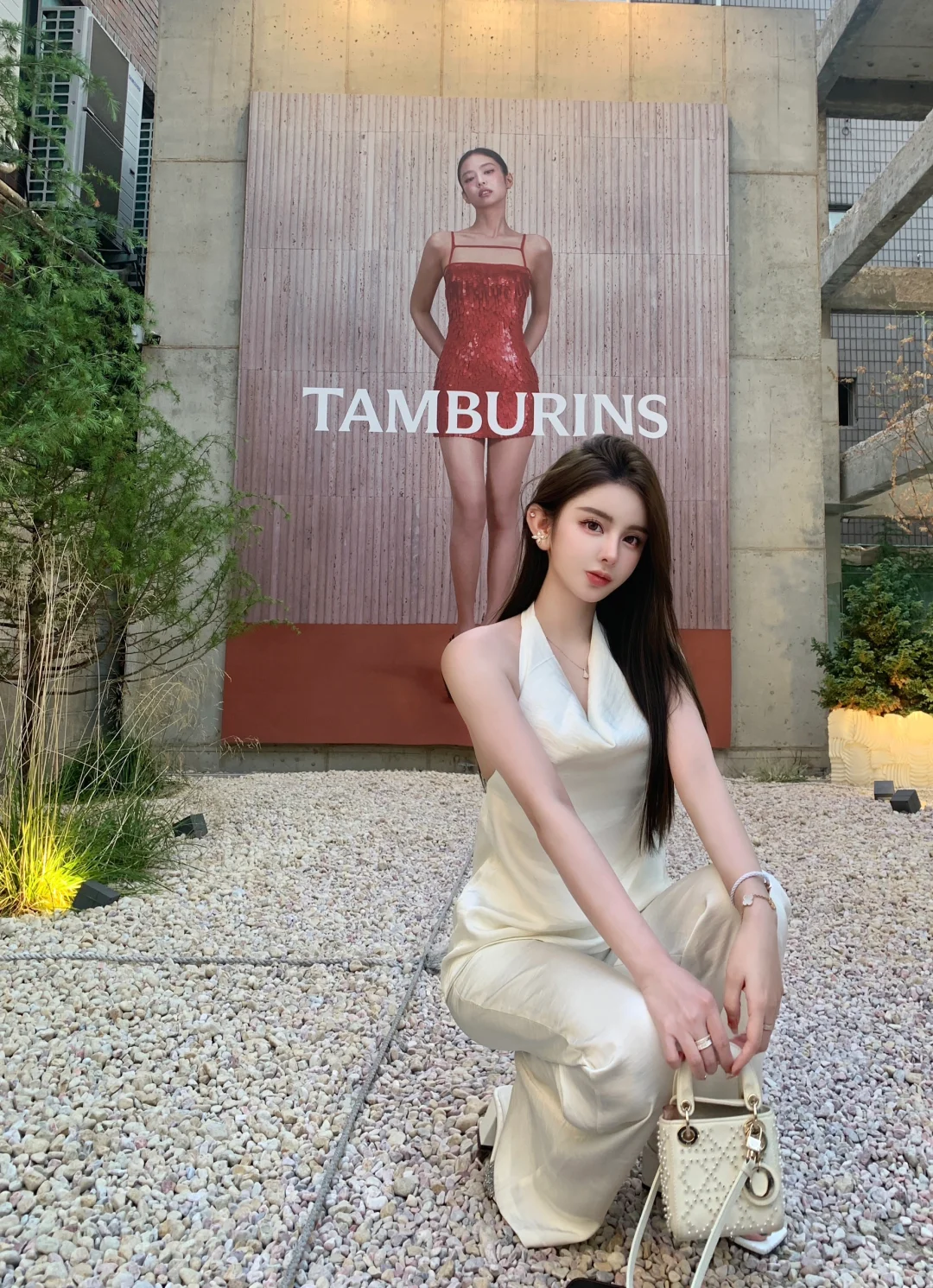 打卡韩国首尔🇰🇷Jennie 海报