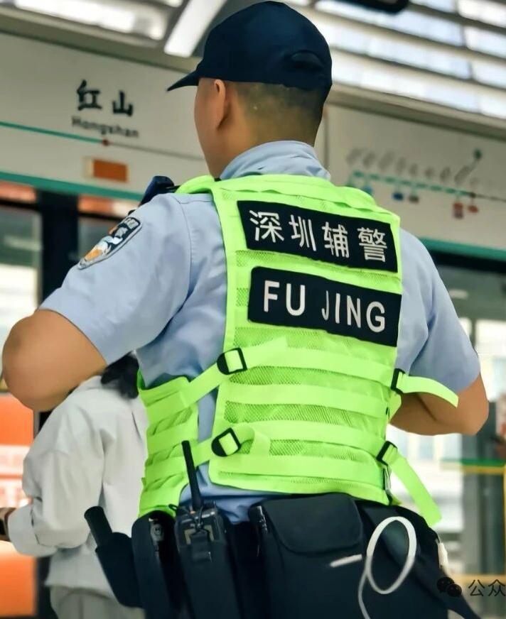 做辅警，‌敬业不等于拼命，担当不等于越权‌！

真正的专业是在保护好自己的前提下