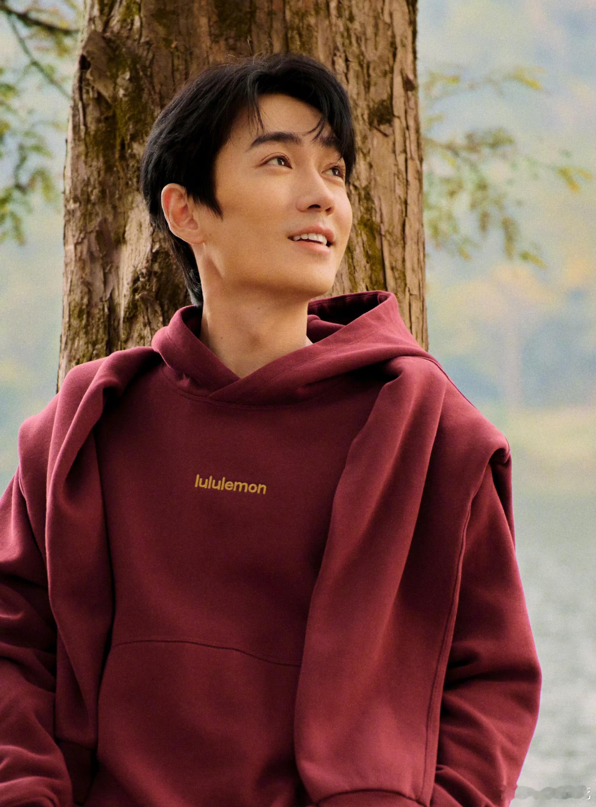 lululemon 正式官宣朱一龙成为新晋品牌大使 ，一同呈现 2026 新春短