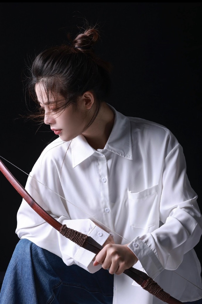 【】企查查APP显示，近日，法院刊登陈丽君起诉葛某某网络侵权责任纠纷(名誉权纠纷