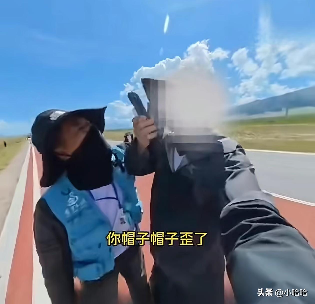 不是红队7V1我知道，怎么还有个蓝队4V1的，这还分队伍啊，我要去新疆不会还有赤