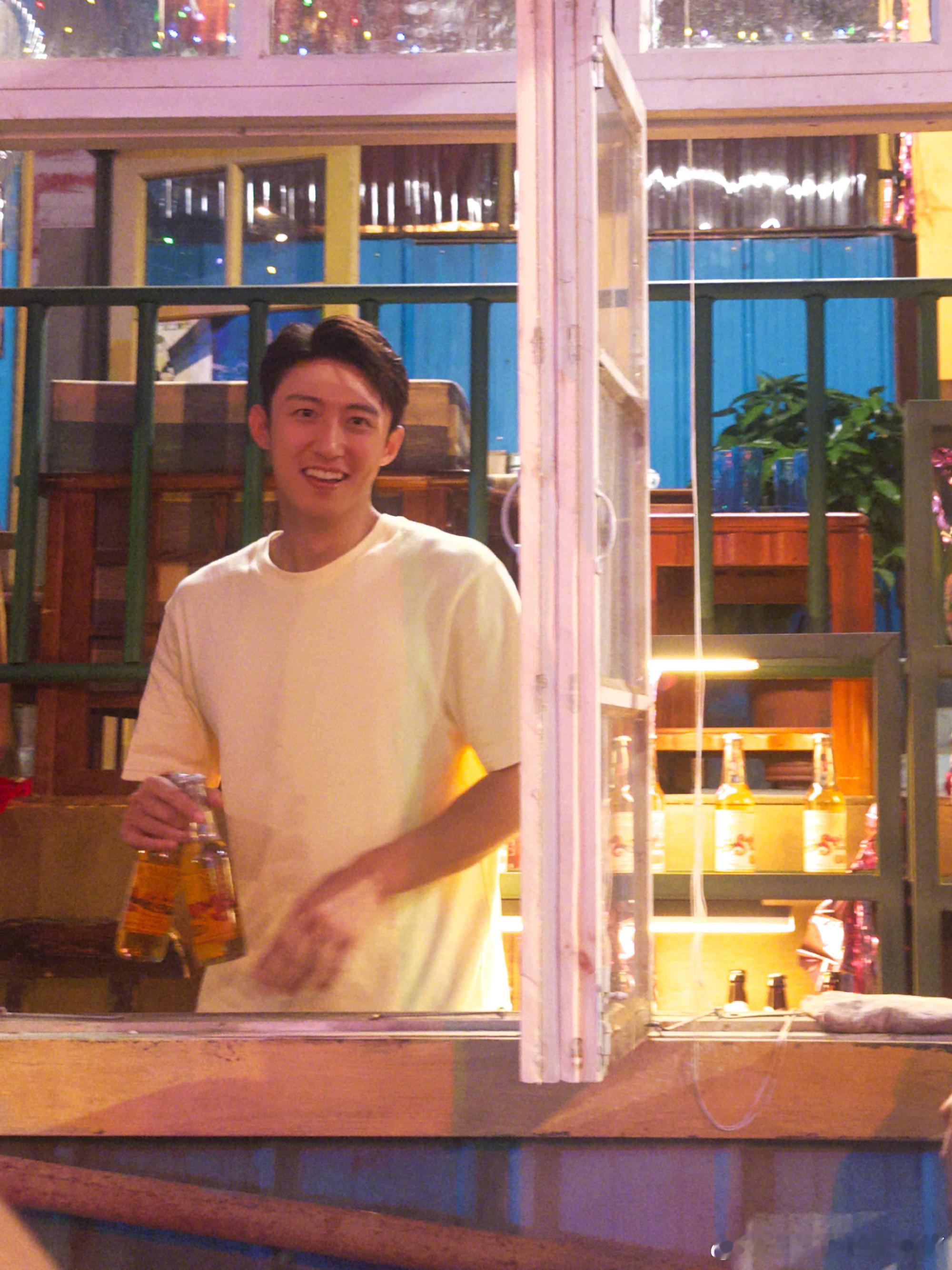 黄景瑜你这么演我可要哭了 黄景瑜演的破碎感真的绝了🥹！失去至亲后的茫然、崩溃与