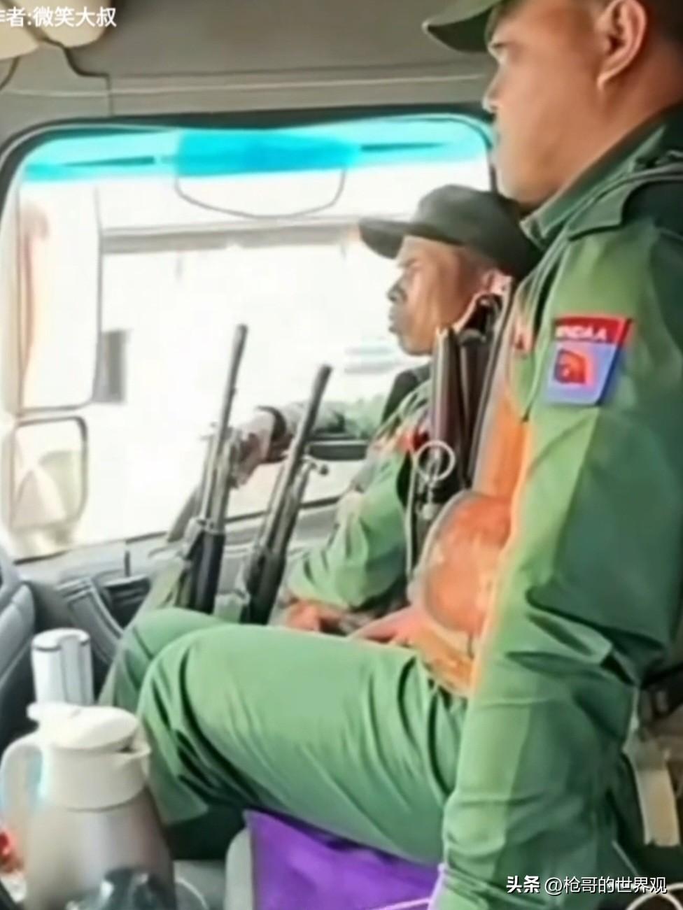 同盟军和德昂军继续恢复兄弟联盟关系  :同盟军撤离南坎
       据缅媒《伊