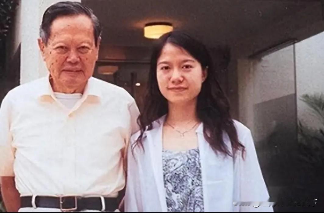 #杨振宁为人类进步做出了哪些贡献# #翁帆：杨先生离开的时候一定很欣慰#世人有很