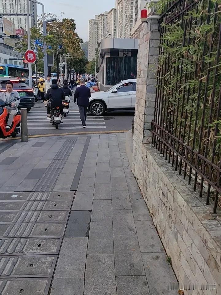 过了腊八就是年，2025年飞一般的就过去了，什么白驹过隙，什么弹指一挥间，都没办