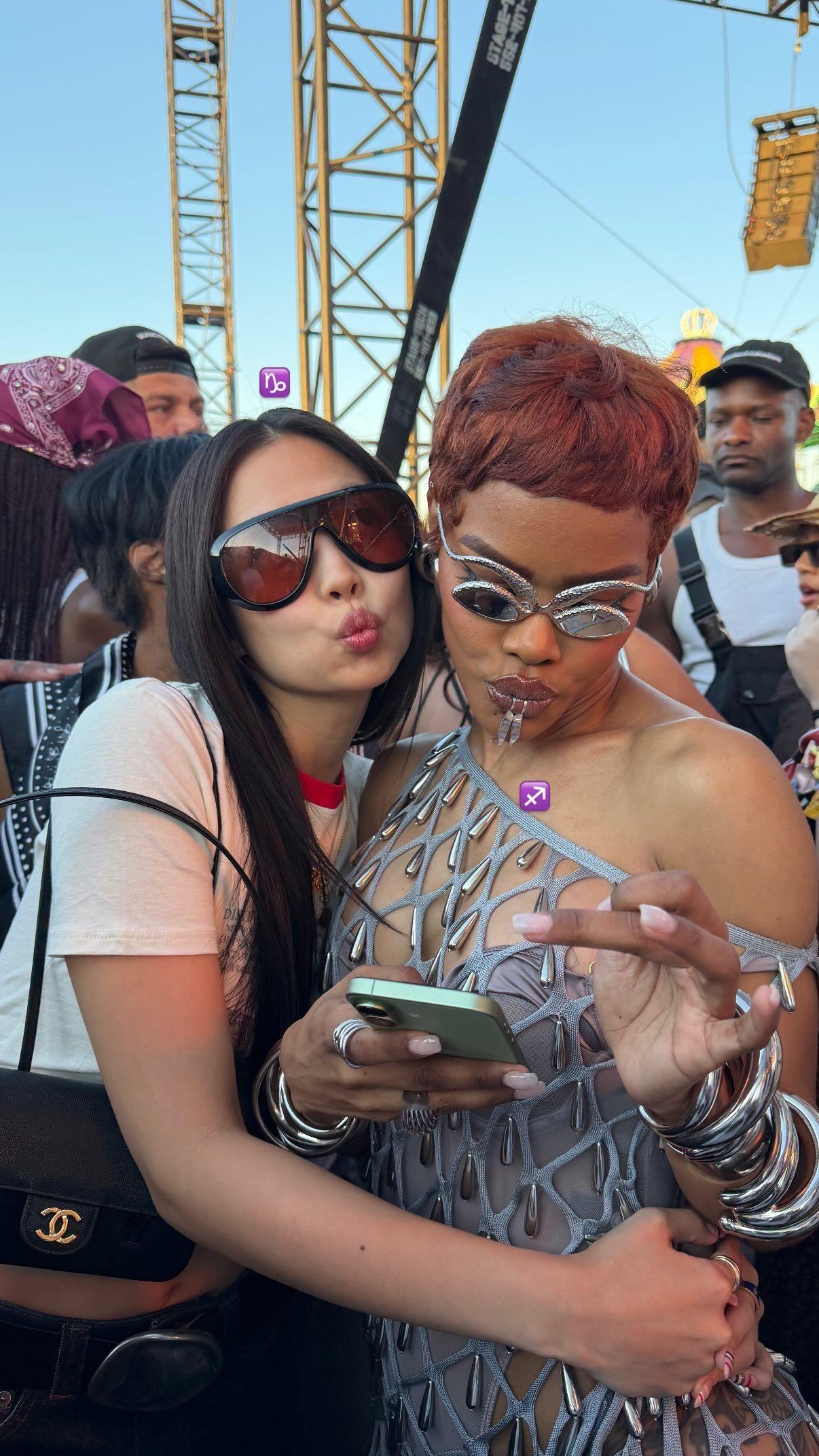 jenlisa 本真傻给绞尽脑汁找糖就这样😭 