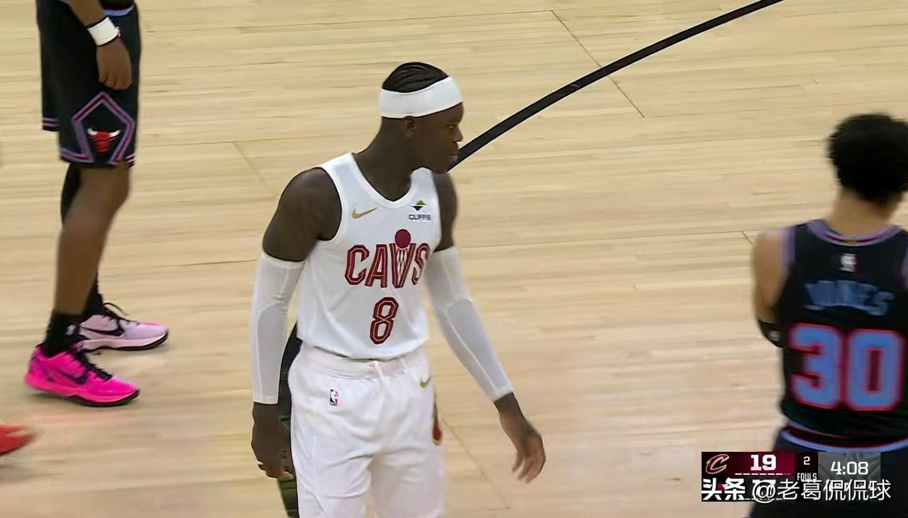 骑士大将施罗德真是太不会心疼哈登了！虽然今天骑士在客场以115：110战胜公牛，