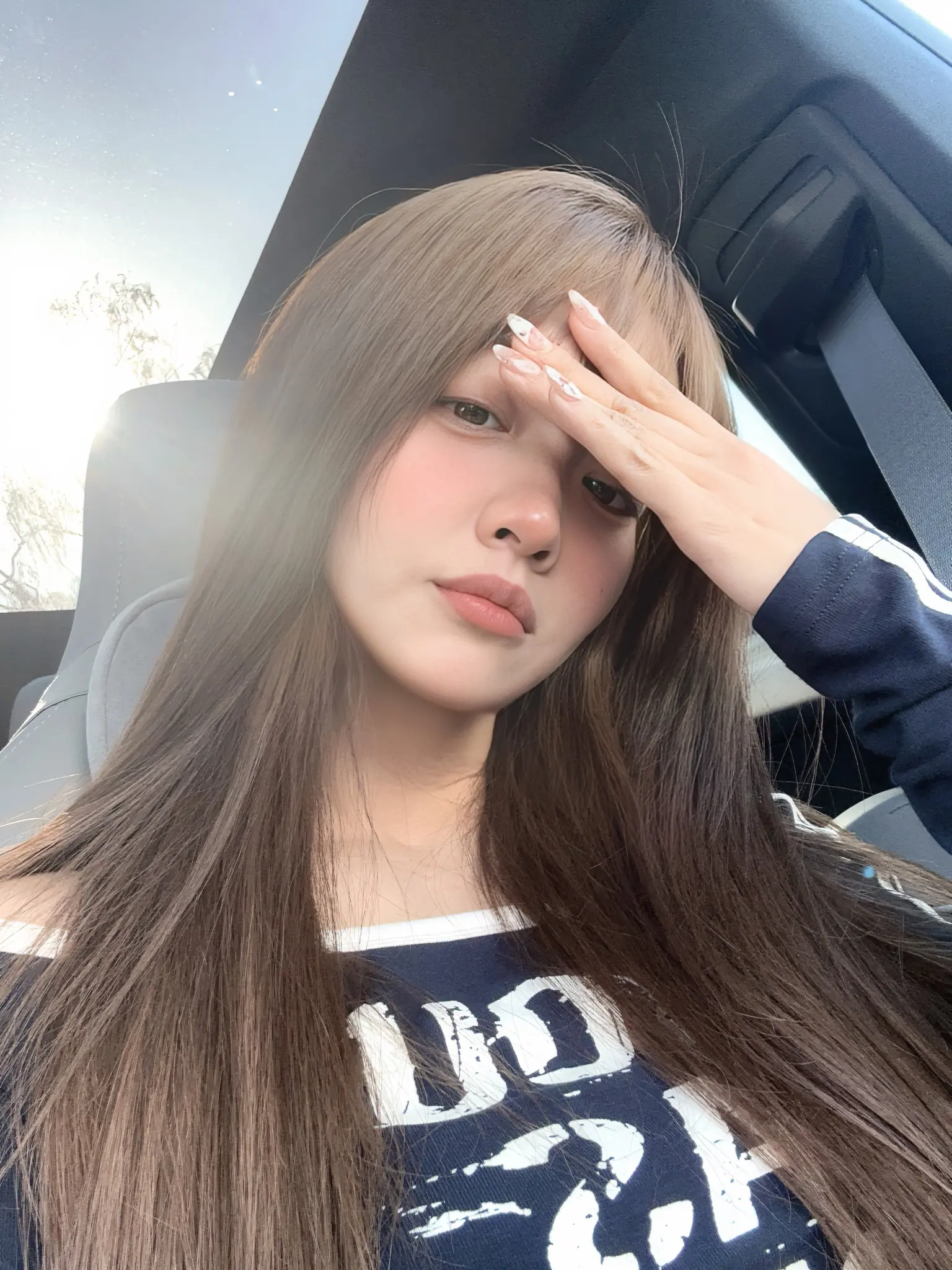 你的眼睛比海辽阔。