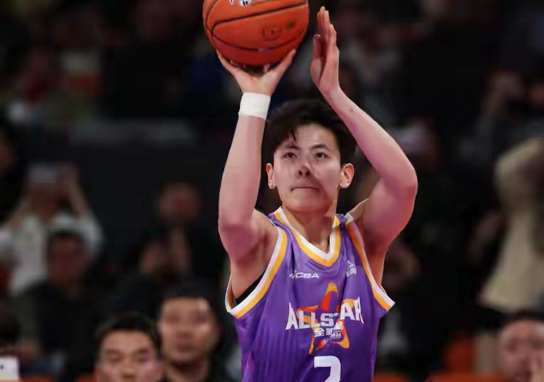 三分绝杀+双十佳表现！WCBA全明星赛南区113-110险胜北区，陈明伶22+1