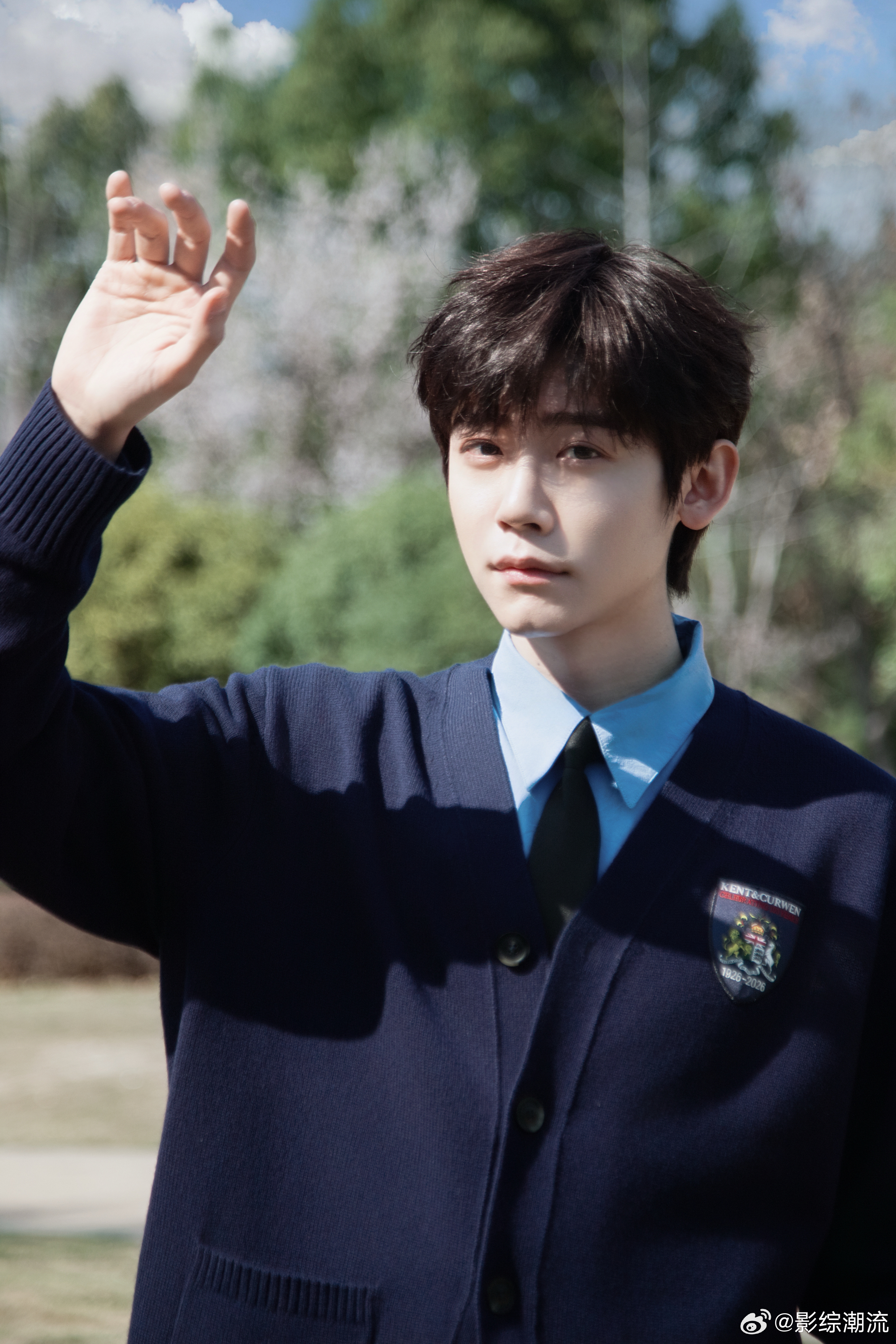 李卿回应逐玉风雨廊亭名台词 风雨廊亭名场面，李卿一句“做兄弟 在心中 无需多言”